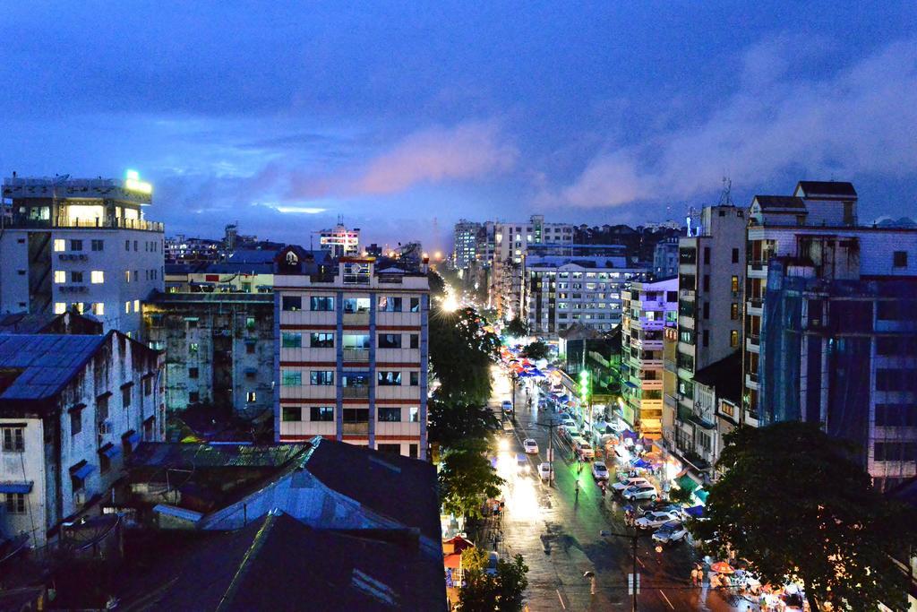 Hotel Grand United - Chinatown Yangon Exterior photo
